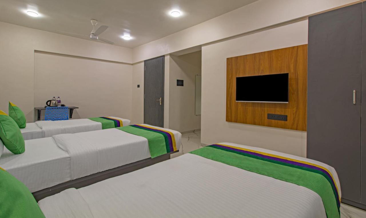 Treebo Atithi Comforts Inn ปูเน่ ภายนอก รูปภาพ