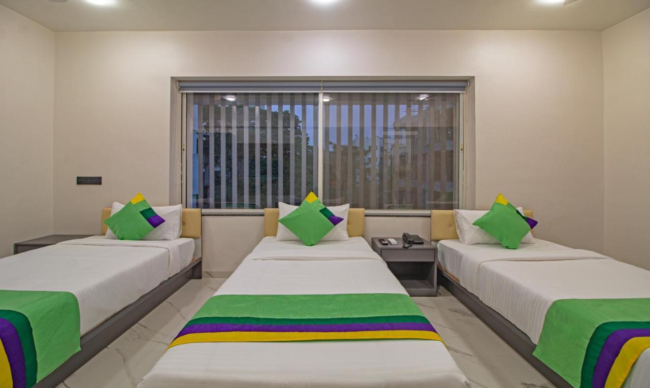 Treebo Atithi Comforts Inn ปูเน่ ภายนอก รูปภาพ